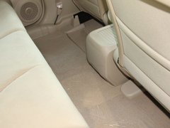 2010款 2.0L 自动 四驱经典版 5座