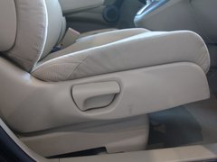 2010款 2.0L 自动 四驱经典版 5座