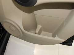 2010款 2.0L 自动 四驱经典版 5座