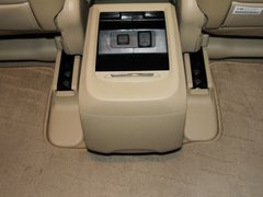 2010款 2.4L 自动 四驱豪华版 5座