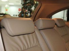 2010款 2.4L 自动 四驱豪华版 5座