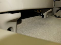 2010款 2.4L 自动 四驱豪华版 5座