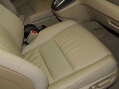 2010款 2.4L 自动 四驱豪华版 5座