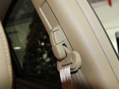 2010款 2.4L 自动 四驱豪华版 5座