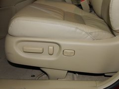 2010款 2.4L 自动 四驱豪华版 5座
