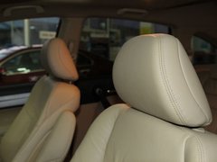 2010款 2.4L 自动 四驱豪华版 5座