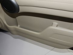 2010款 2.4L 自动 四驱豪华版 5座