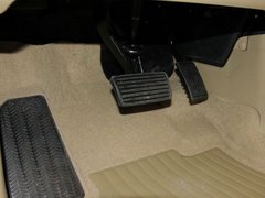 2010款 2.4L 自动 四驱豪华版 5座