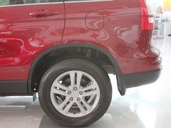 2010款 2.4L 自动 四驱豪华版 5座