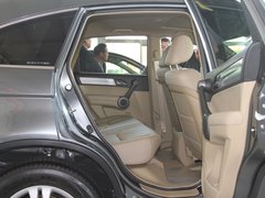2010款 2.4L 自动 四驱豪华版 5座