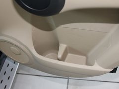 2010款 2.4L 自动 四驱豪华版 5座