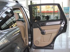 2010款 2.4L 自动 四驱豪华版 5座