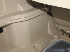 2010款 2.4L 自动 四驱豪华版 5座