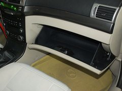2010款 奔腾B70 2.0L MT 时尚型