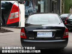 2010款 2.0L 自动 时尚型