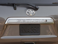 2010款 5.7L 自动 白金版 7座