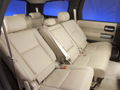 2010款 5.7L 自动 白金版 7座