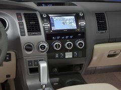 2010款 5.7L 自动 白金版 7座