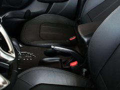 2010款 2.0L 自动 2WD精英版 GLS 5座
