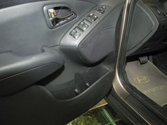 2010款 2.0L 自动 2WD精英版 GLS 5座