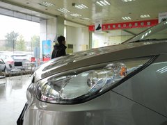 2010款 2.0L 自动 2WD精英版 GLS 5座