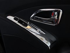 现代ix35 2010款 2.0L 自动 2WD精英版 GLS 5座