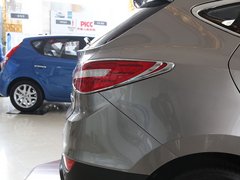 2010款 2.0L 自动 2WD精英版 GLS 5座