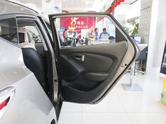 2010款 2.0L 自动 4WD尊贵版 GLS 5座