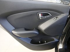 2010款 2.0L 自动 4WD尊贵版 GLS 5座