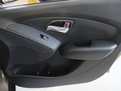 2010款 2.0L 自动 4WD尊贵版 GLS 5座