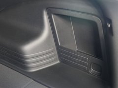 2010款 2.0L 自动 4WD尊贵版 GLS 5座