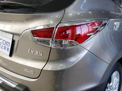 2010款 2.0L 自动 4WD尊贵版 GLS 5座