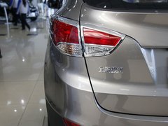 2010款 2.0L 自动 4WD尊贵版 GLS 5座