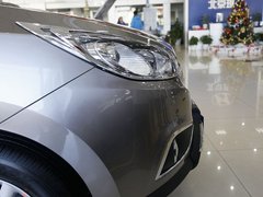 2010款 2.0L 自动 4WD尊贵版 GLS 5座