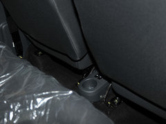 2010款 1.0L 手动 舒适型