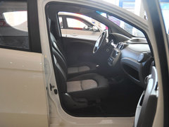 2010款 1.0L 手动 舒适型