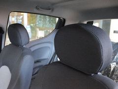 2010款 1.0L 手动 舒适型