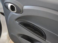 2010款 1.0L 手动 舒适型
