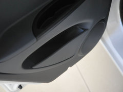 2010款 1.0L 手动 舒适型