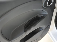 2010款 1.0L 手动 舒适型