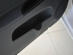 2010款 1.0L 手动 舒适型