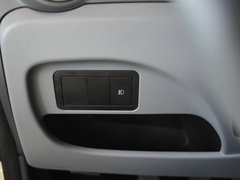 2010款 1.0L 手动 舒适型