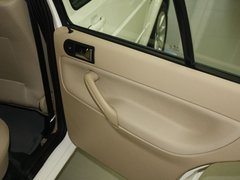 2010款 1.6L 手动 前卫型