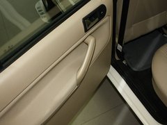 2010款 1.6L 手动 前卫型