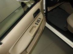 2010款 1.6L 手动 前卫型