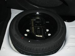 2010款 1.6L 手动 前卫型
