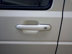 2010款 1.6L 手动 前卫型