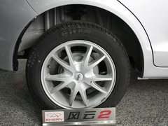 2010款 1.5L 手动 两厢进取型