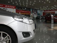 2010款 1.5L 手动 两厢进取型