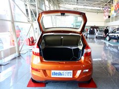 2010款 1.5L 手动 两厢进取型